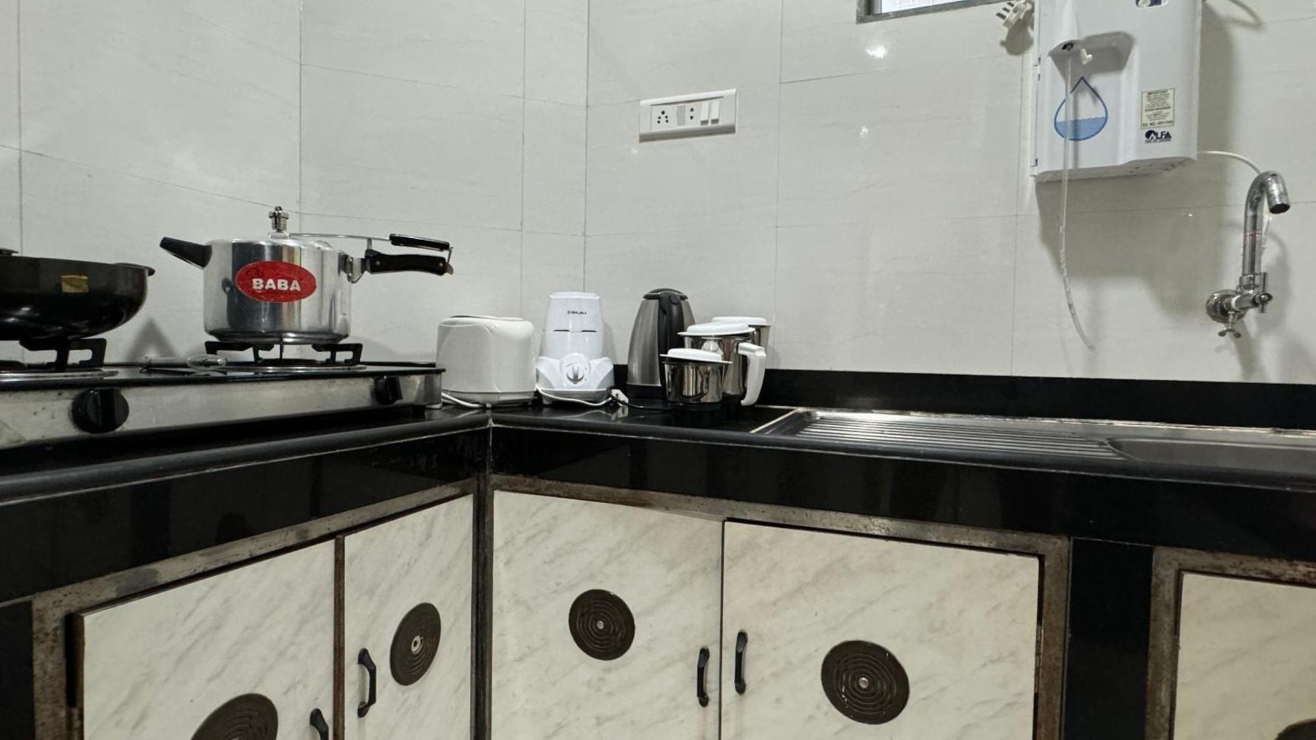 Apartment Osi Kurla West Mumbai
