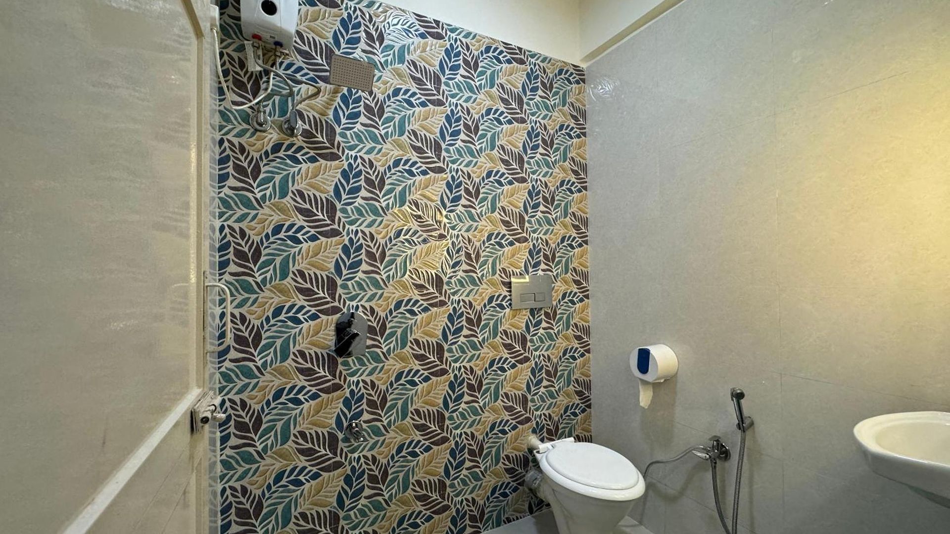 Osi Kurla West Apartment *