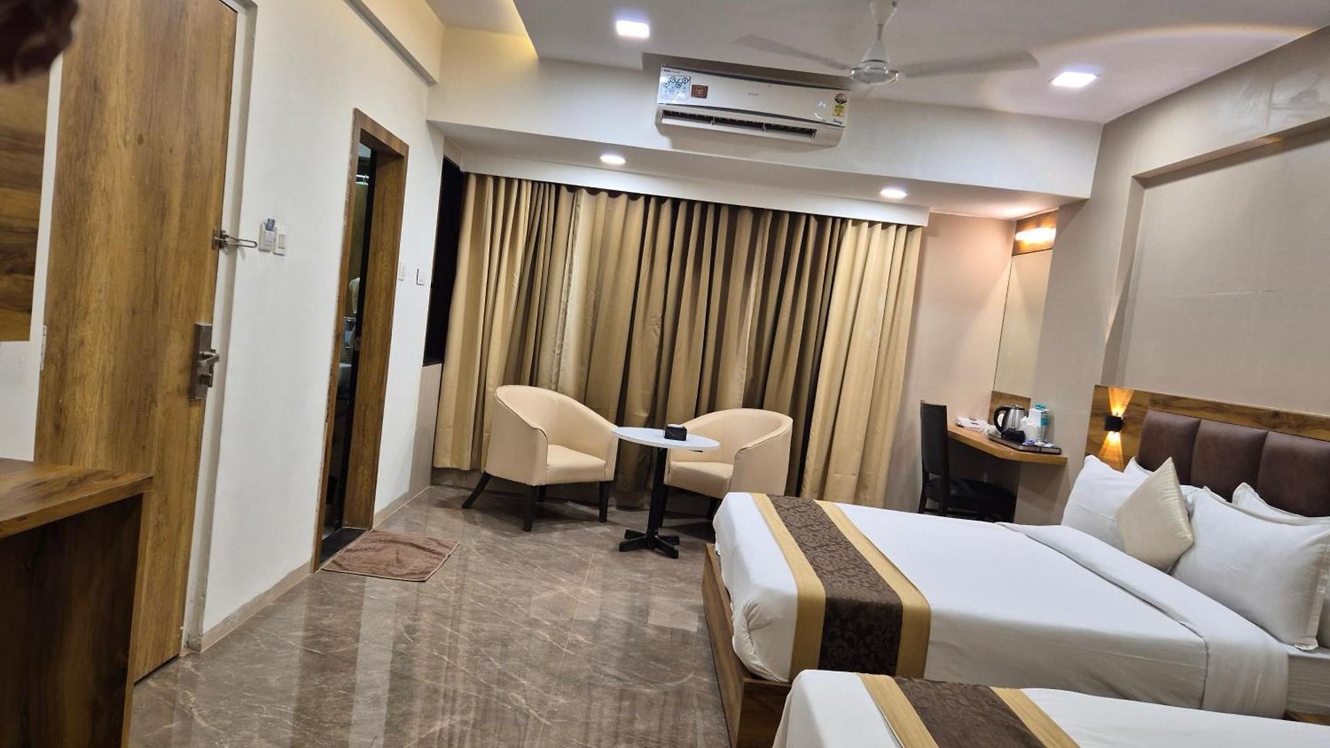 Grace Galaxy Hotel 2*