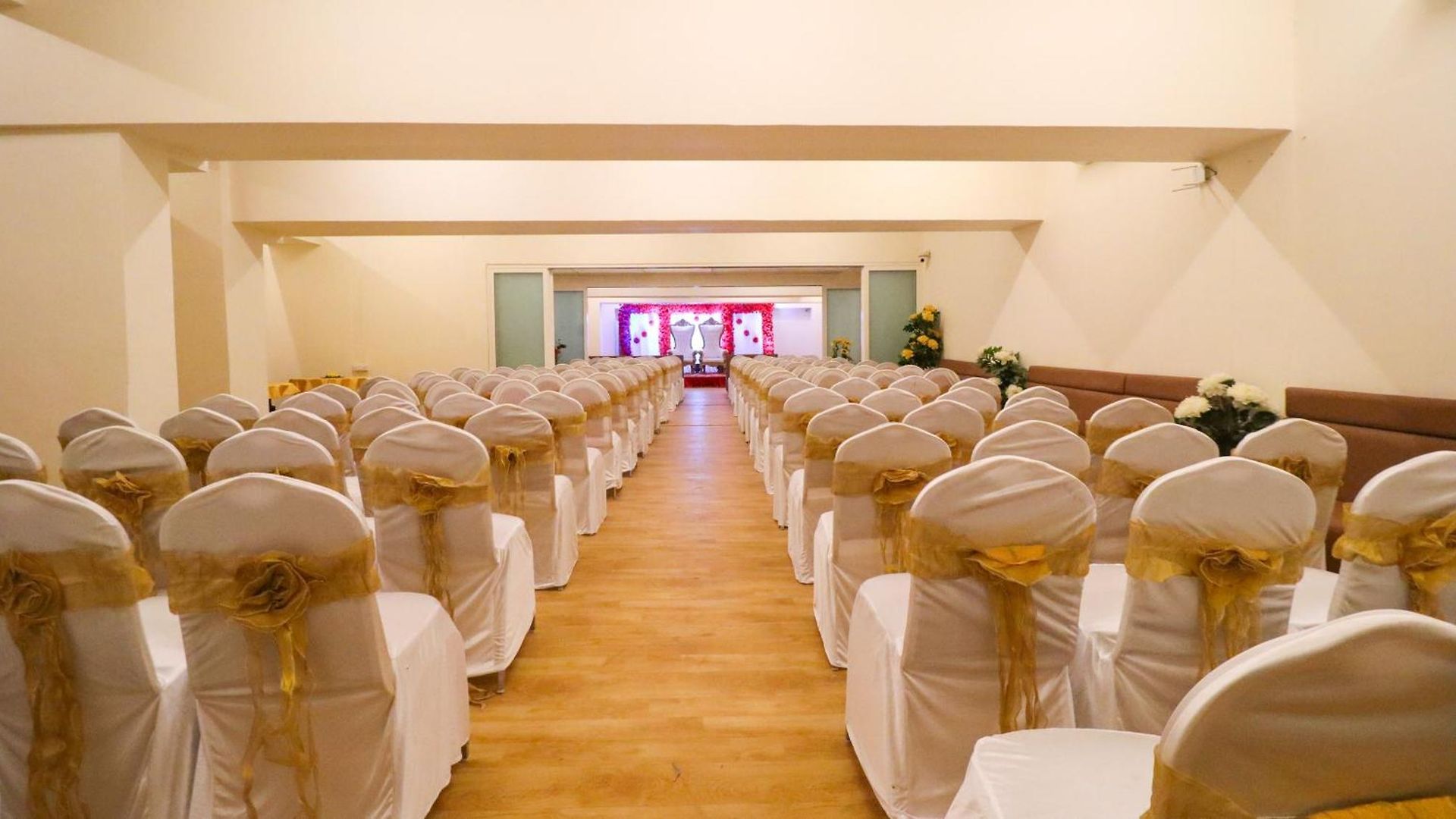 Hotel Tuliip Residency 3*
