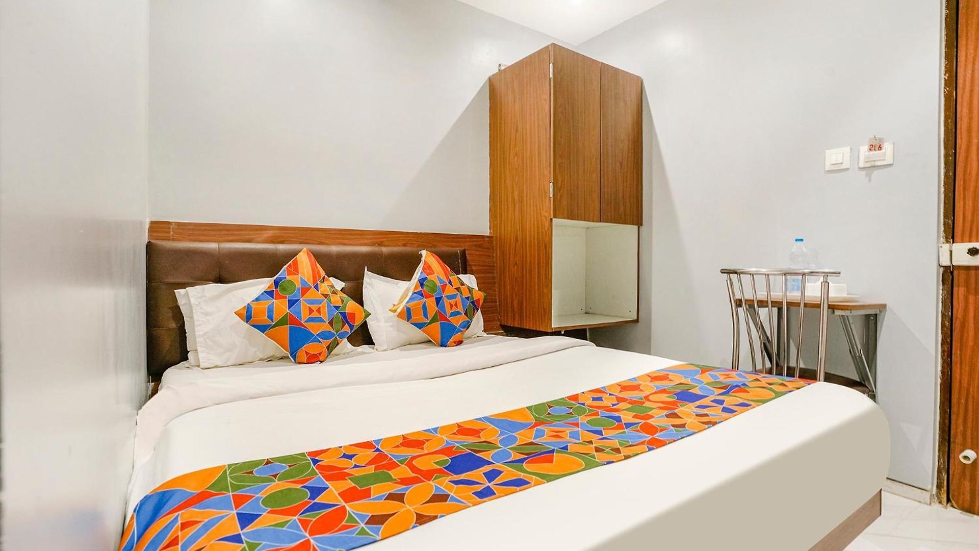 Via Powai Hotel 3*