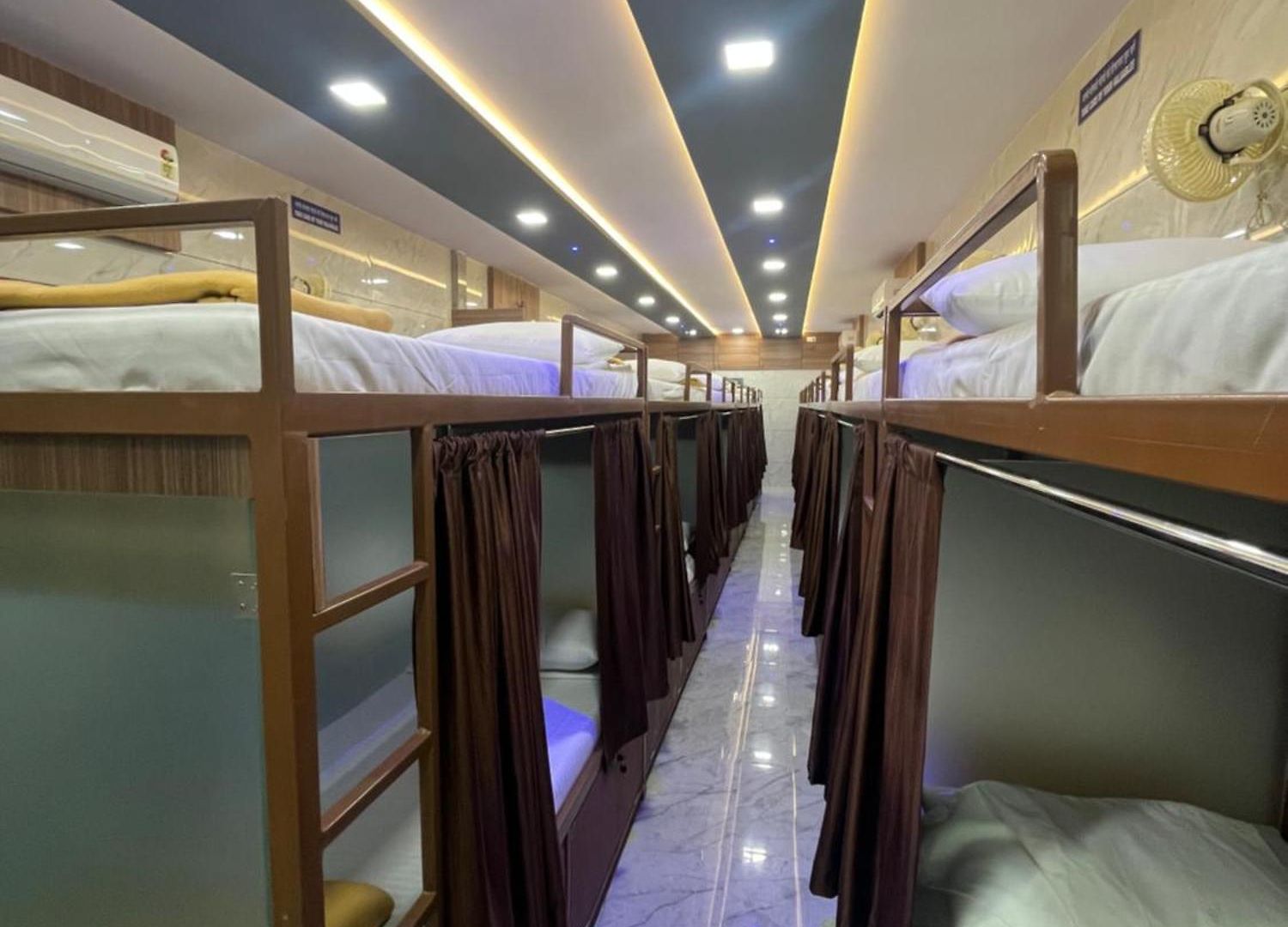 Apartment Apex Andheri - Near Airport And Marol Metro Station