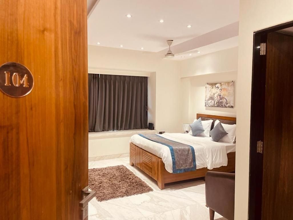 Tim Service Goregaon East Near Nesco Hotel Mumbai