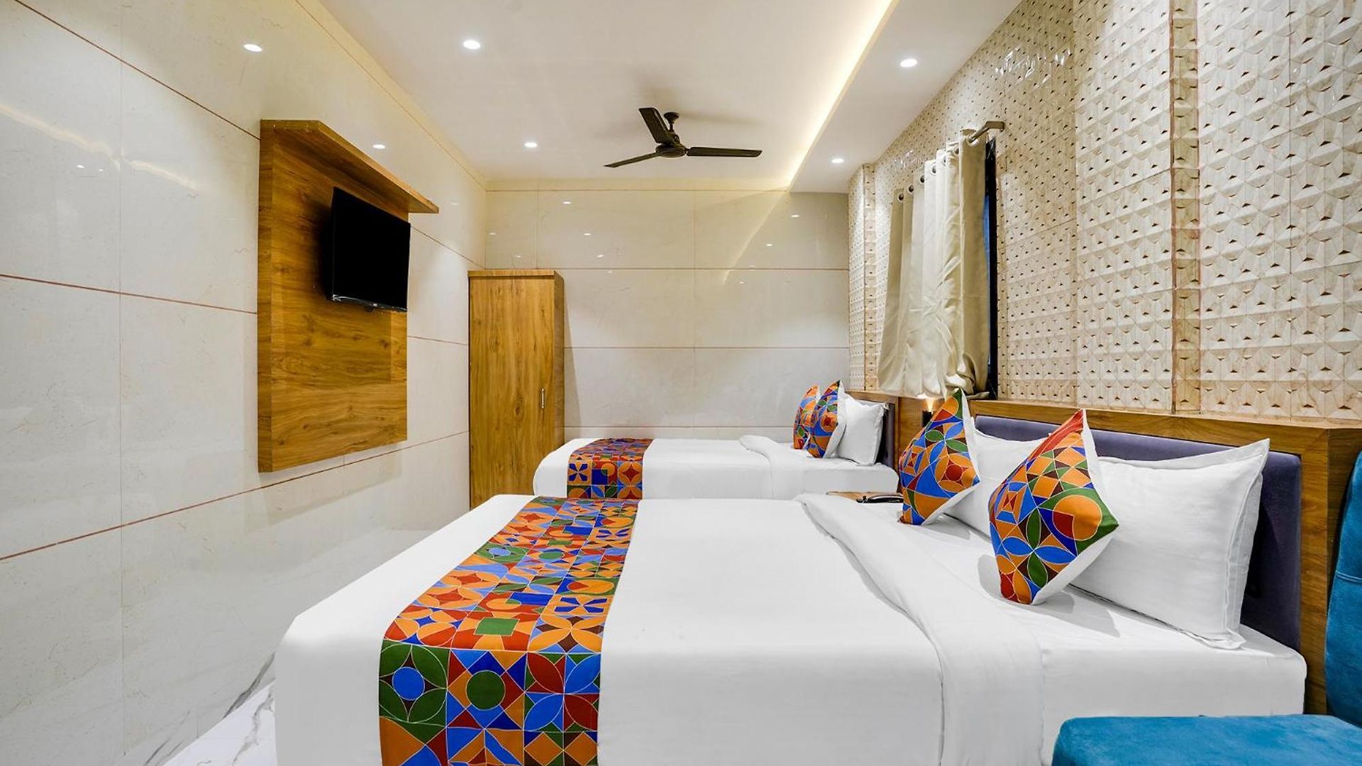 Hotel Via Rr Residency - Near Bkc 3*