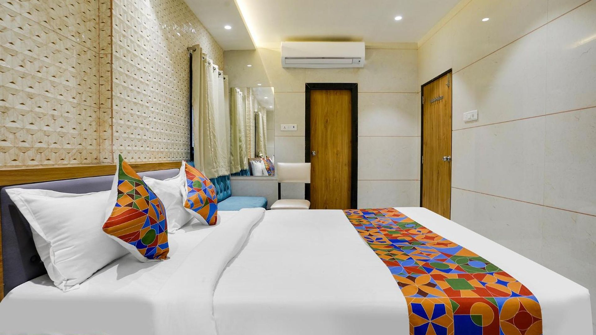 Hotel Via Rr Residency - Near Bkc Mumbai