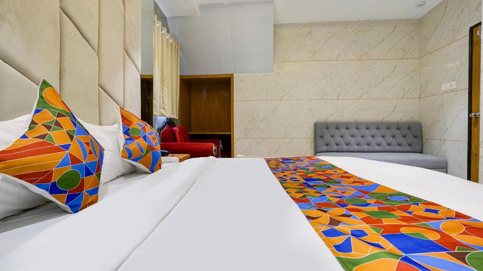 Via Rr Residency - Near Bkc Mumbai
