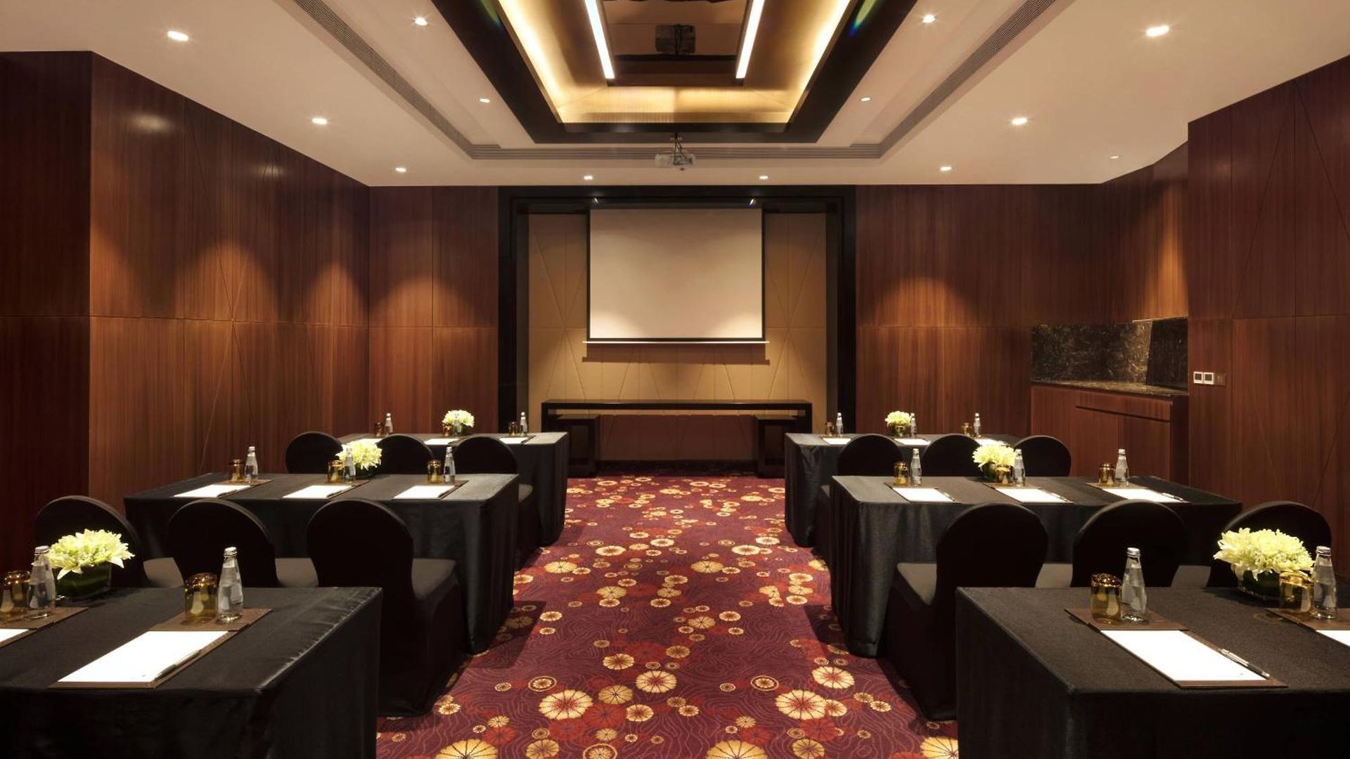 Hotel Jw Marriott Sahar Airport Mumbai