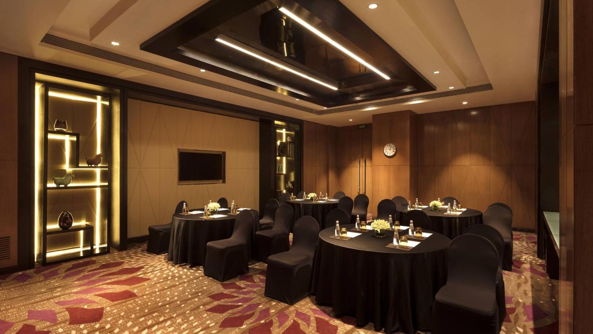 Jw Marriott Sahar Airport Hotel 5*