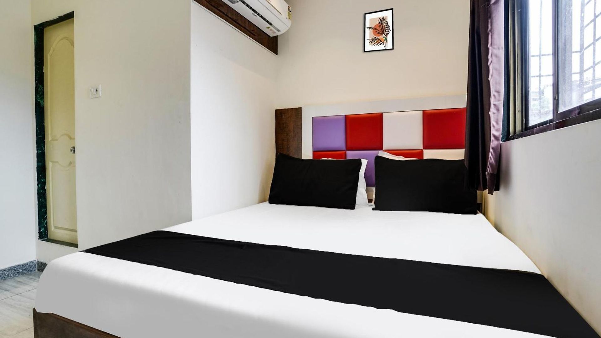 Orange Residency Hotel 3*
