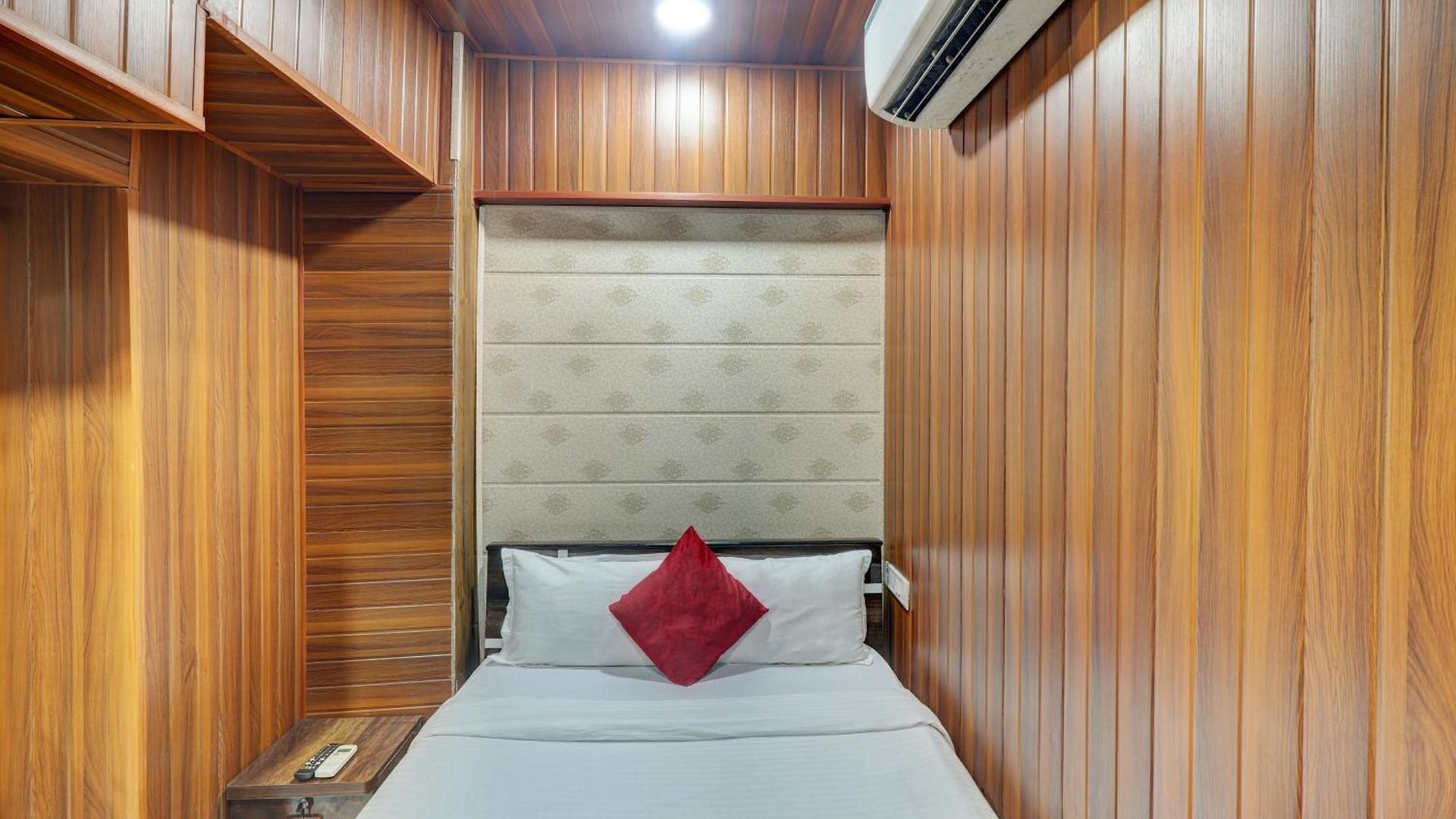Ab Residency Near Kokilaben Dhirubhai Ambani Hospital Andheri West