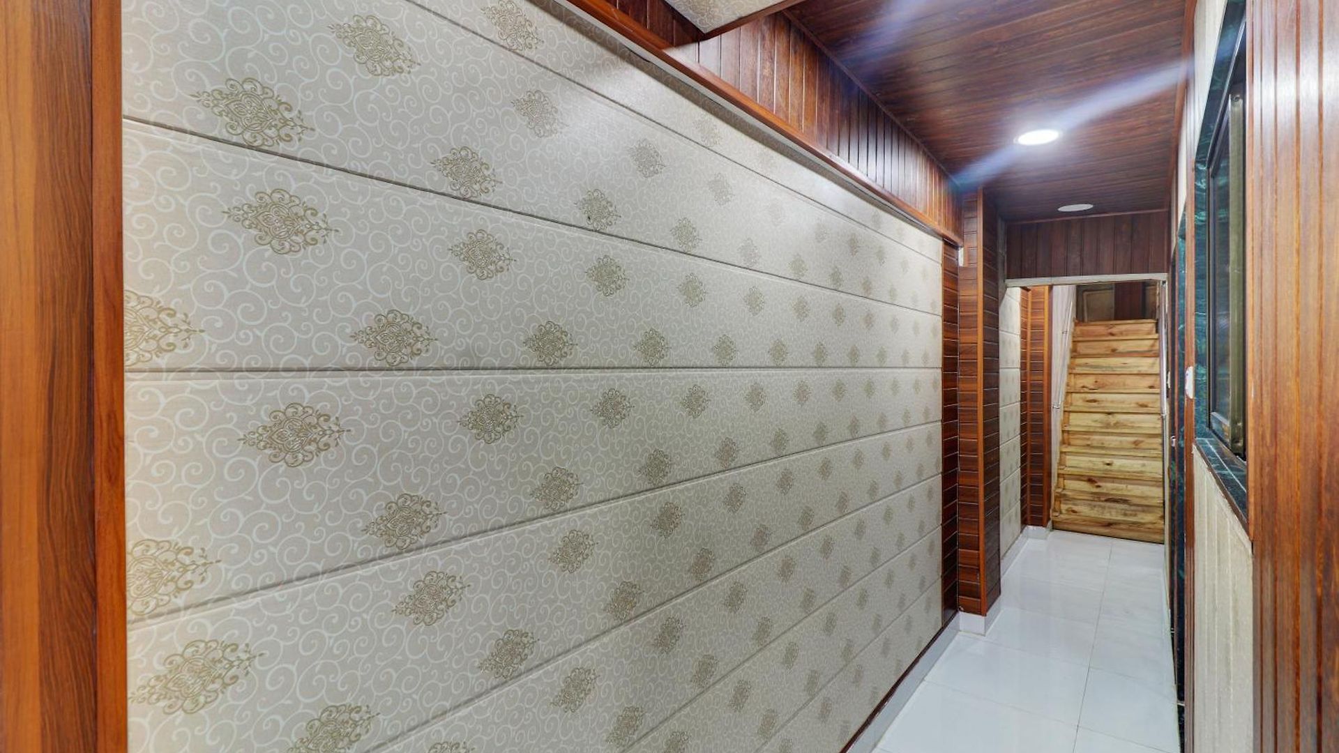 Ab Residency Near Kokilaben Dhirubhai Ambani Hospital Andheri West