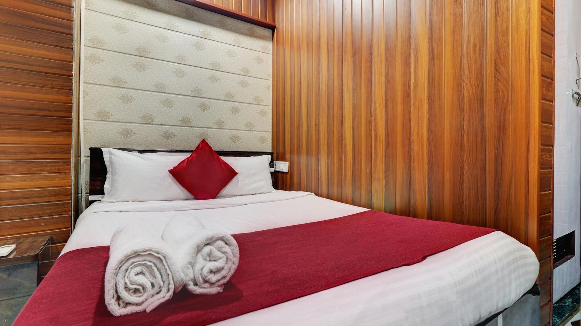 Hotel Ab Residency Near Kokilaben Dhirubhai Ambani Hospital Andheri West Mumbai