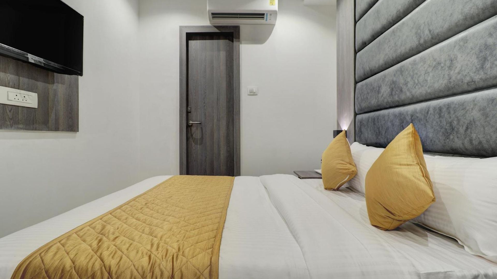 Hotel Isra International, Bkc Mumbai