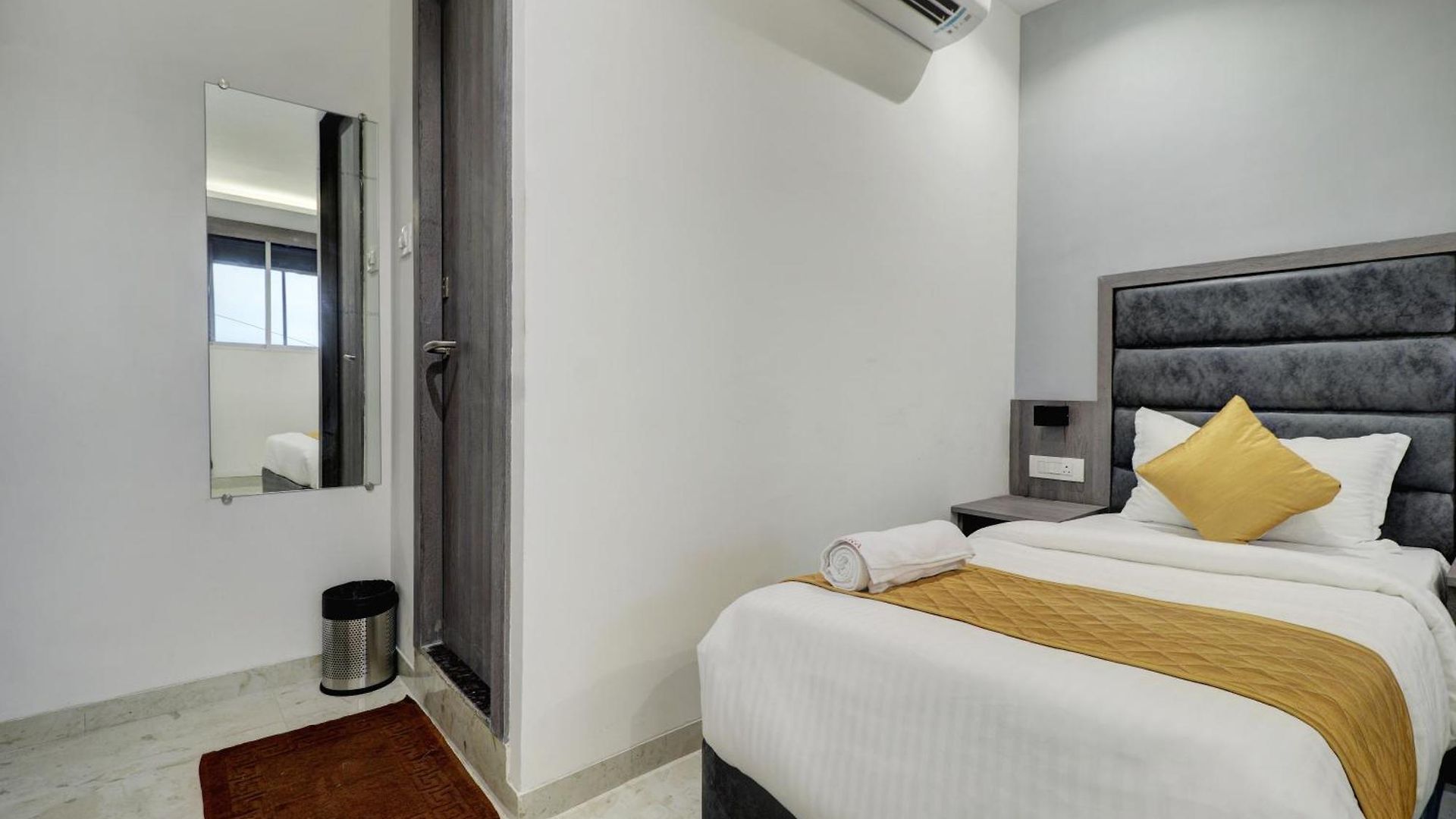 Hotel Isra International, Bkc