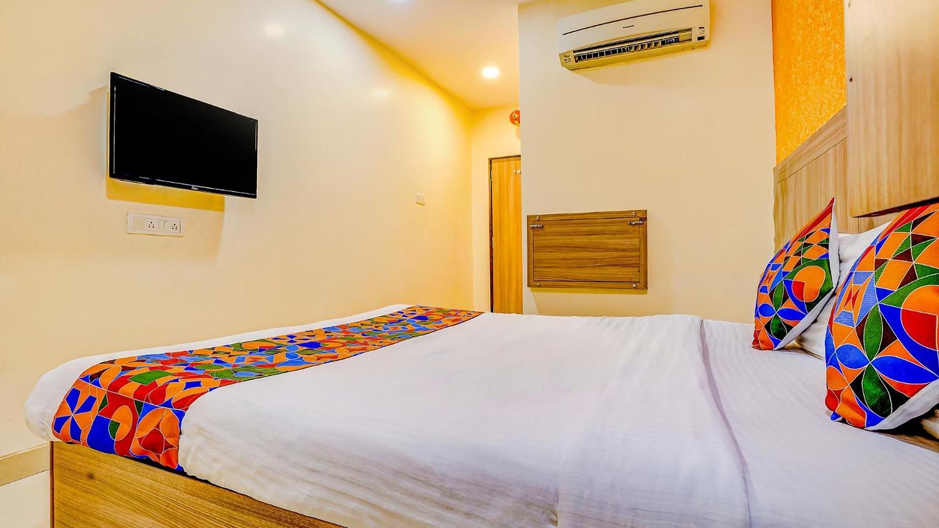 Fabhotel Prakash - Nr International Airport Hotel 3*