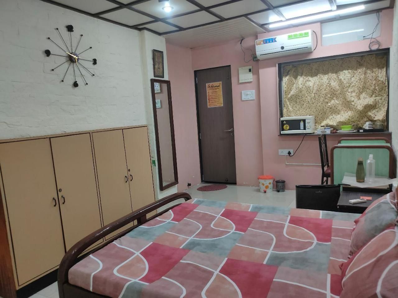 Ivory Room, Ac, Smart Tv, Ensuite, Independent