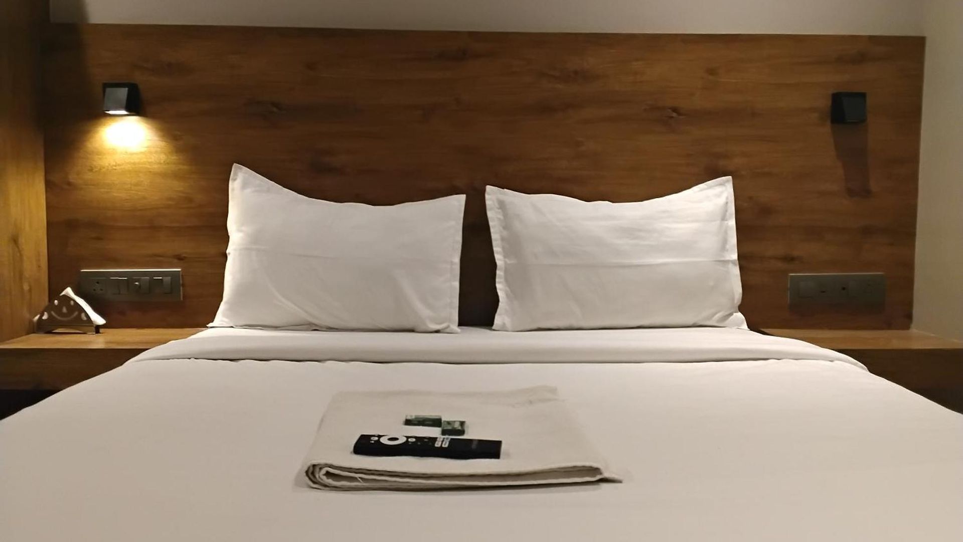 Hotel New Wind Flower Residency Mumbai