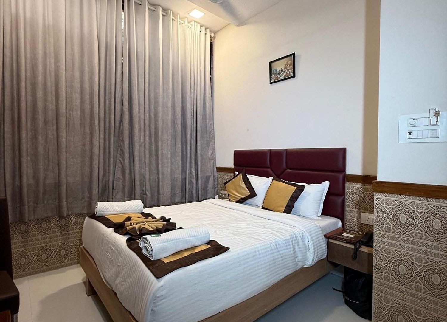 Royal Palace Hotel *