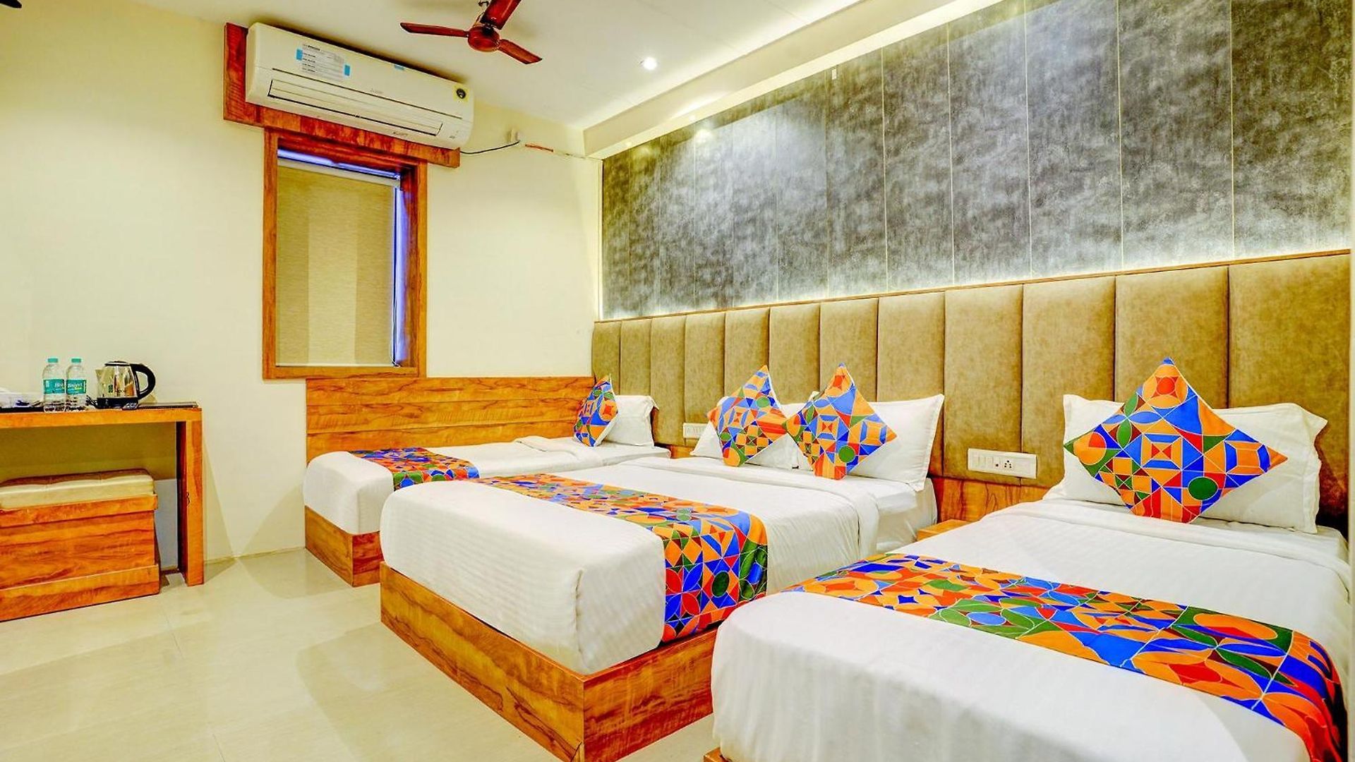 Hotel Amber Indore Palace