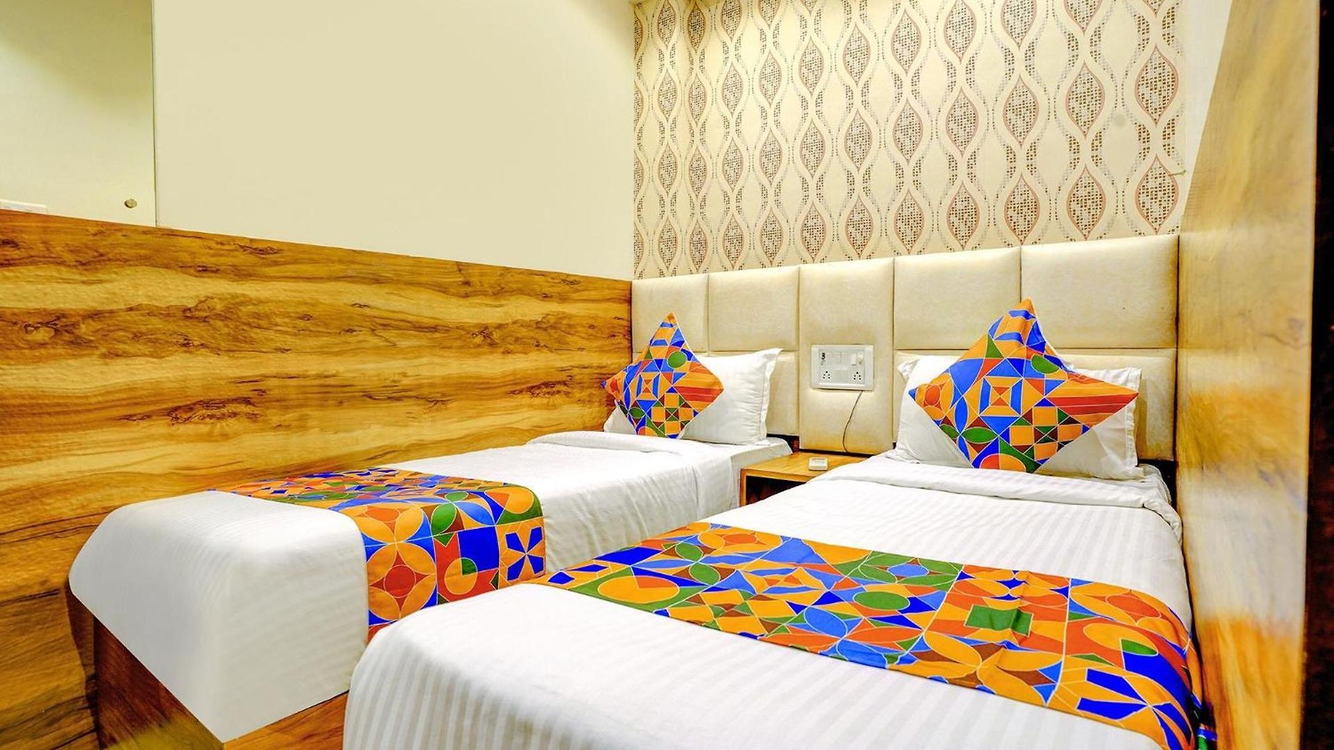Amber Indore Palace 4*