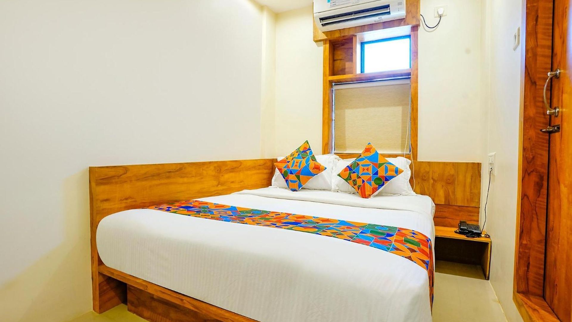 Hotel Amber Indore Palace