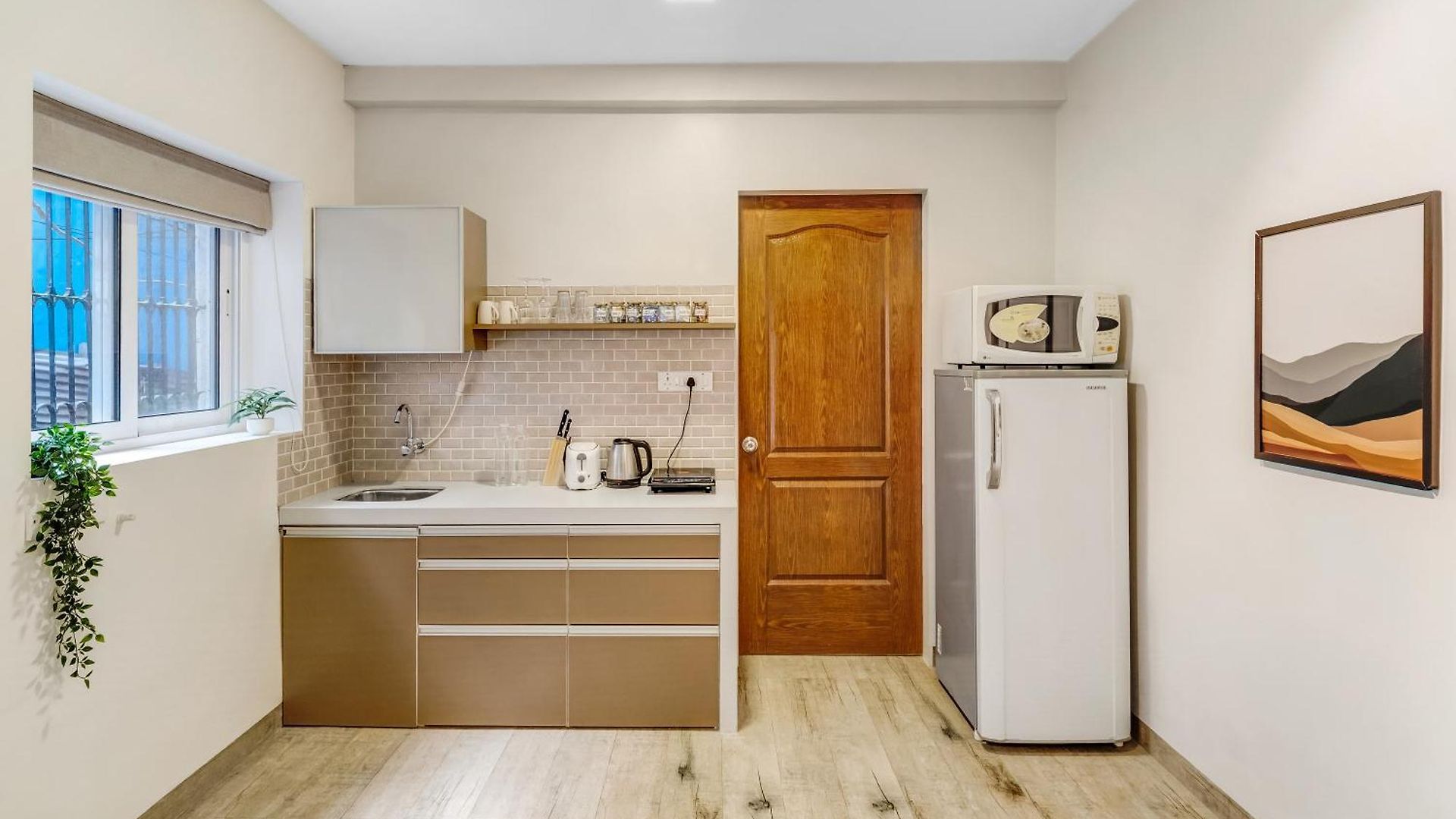 Maven 1bhk Khar W By The Company 4*