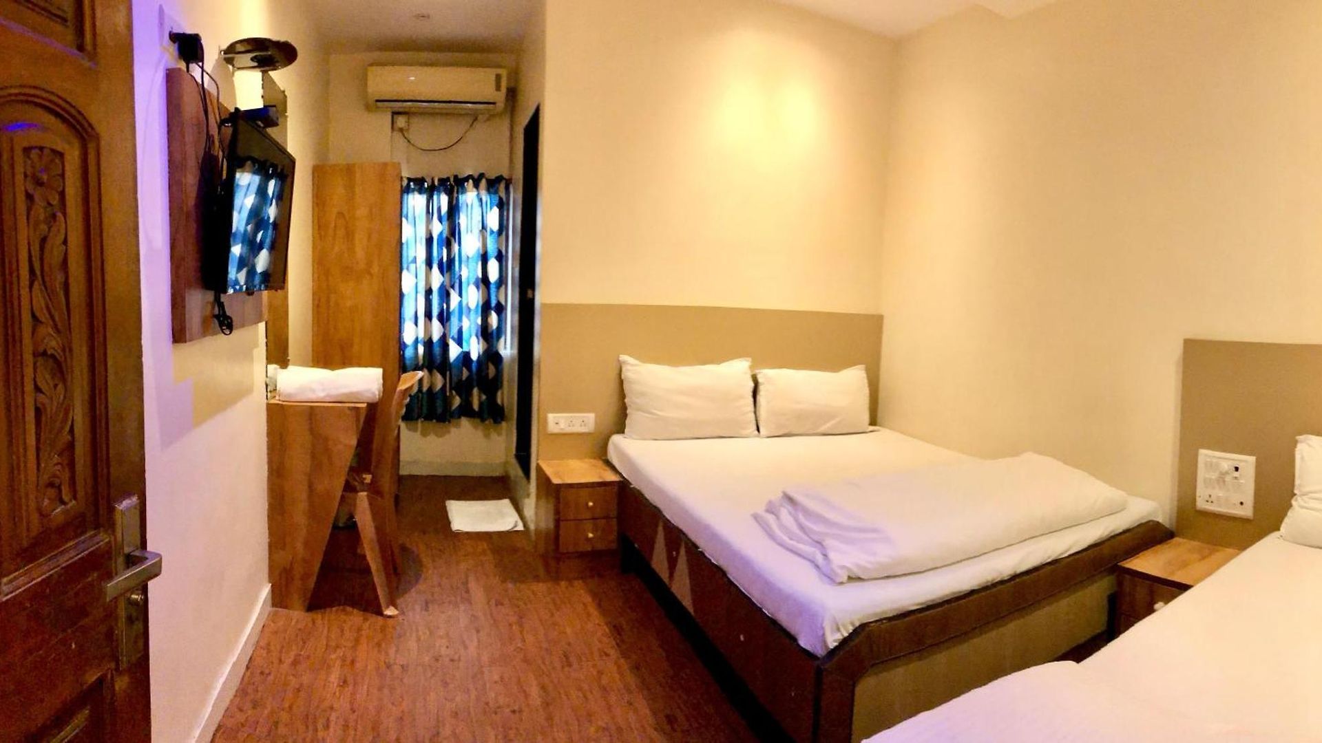 Volga 2 Hotel