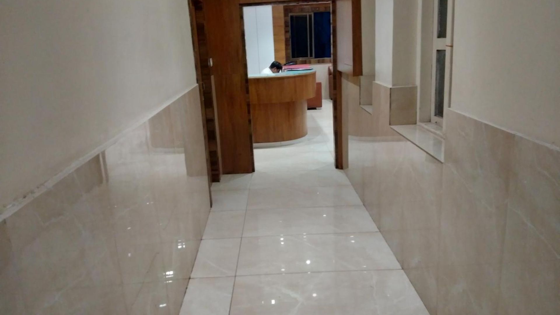 Rk Hotel-near Grant Road Railway Station 2* Mumbai