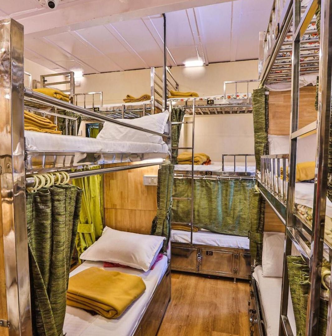 Hostel Gateway *