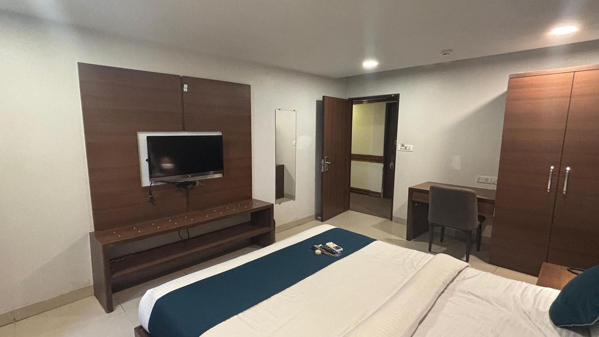 Hotel Concord Galaxy Mumbai