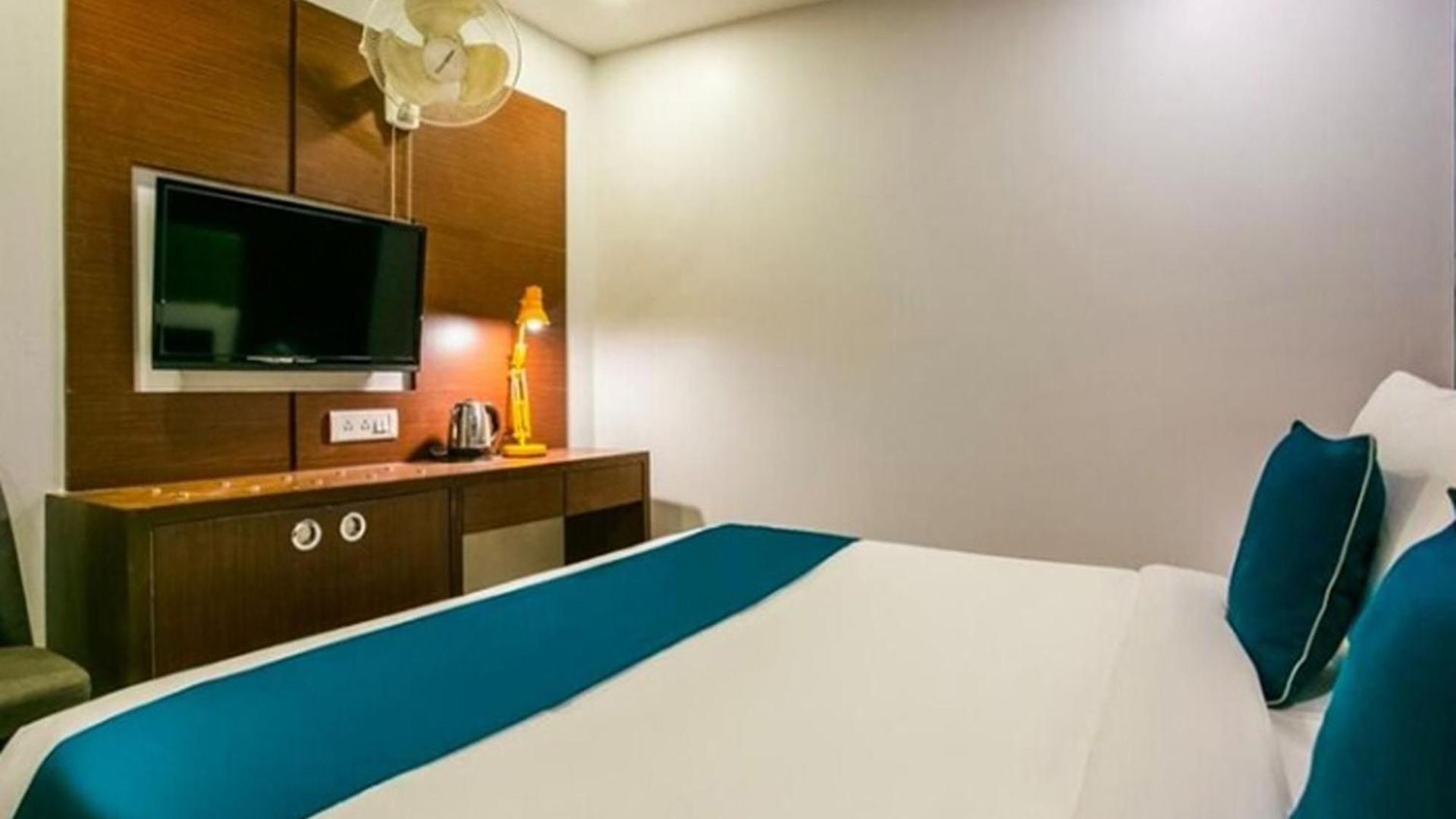 Concord Galaxy Hotel