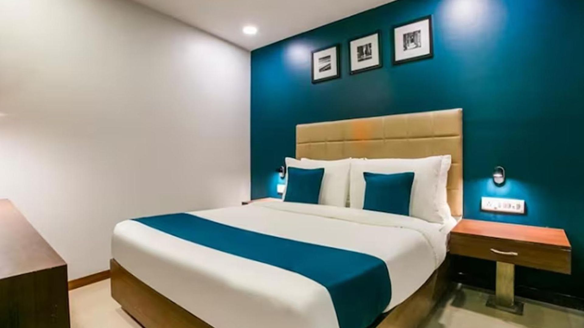 Concord Galaxy Hotel 3*