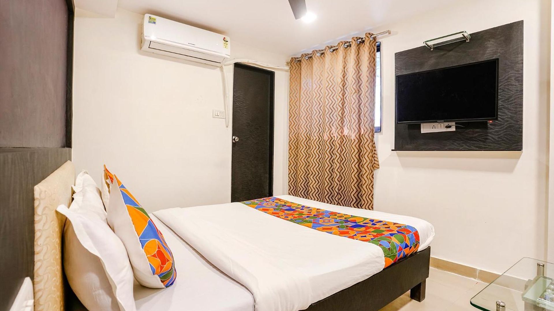 Hotel Via Accore 3*