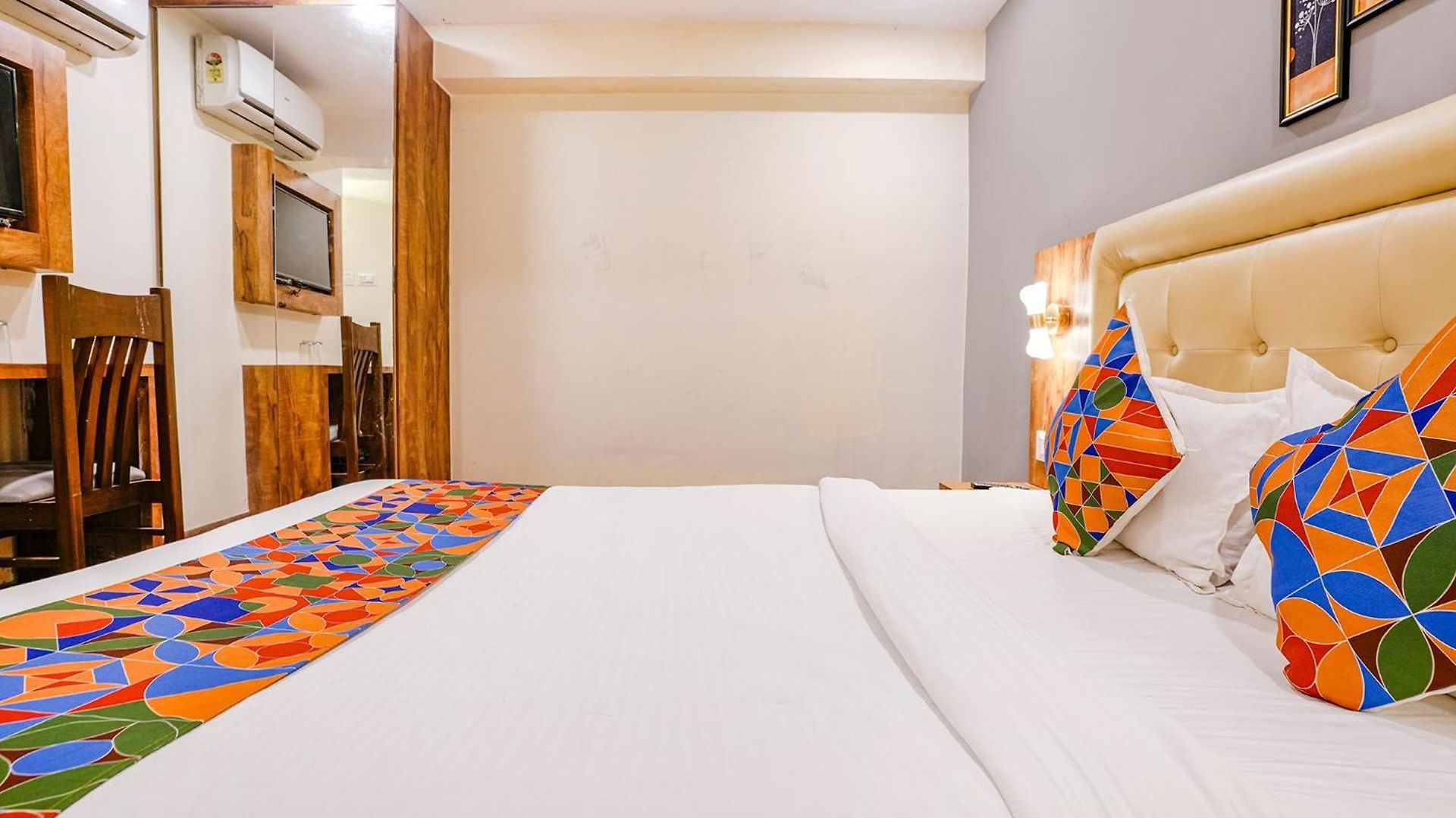 Fabhotel Grand Prime - Nr Nesco Exhibition Centre 3*