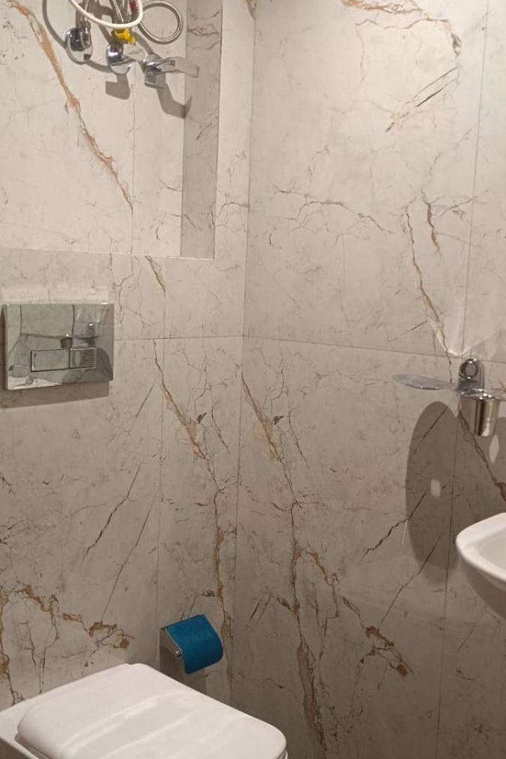 Le West Near Exhibition Center & Hotel 3*