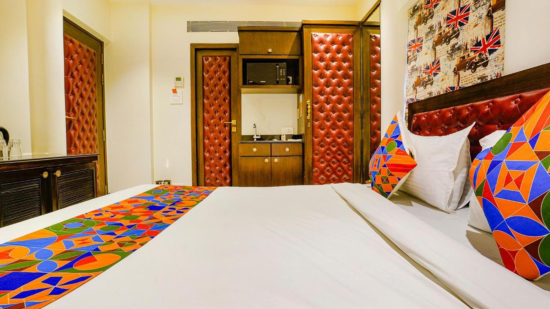 Hotel Fabhotel Supra Homes 3*