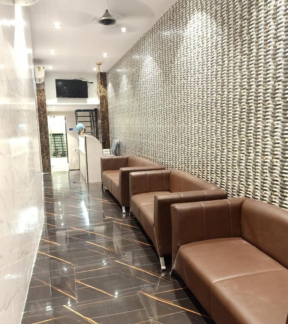 Glitz Powai - Nr Iit