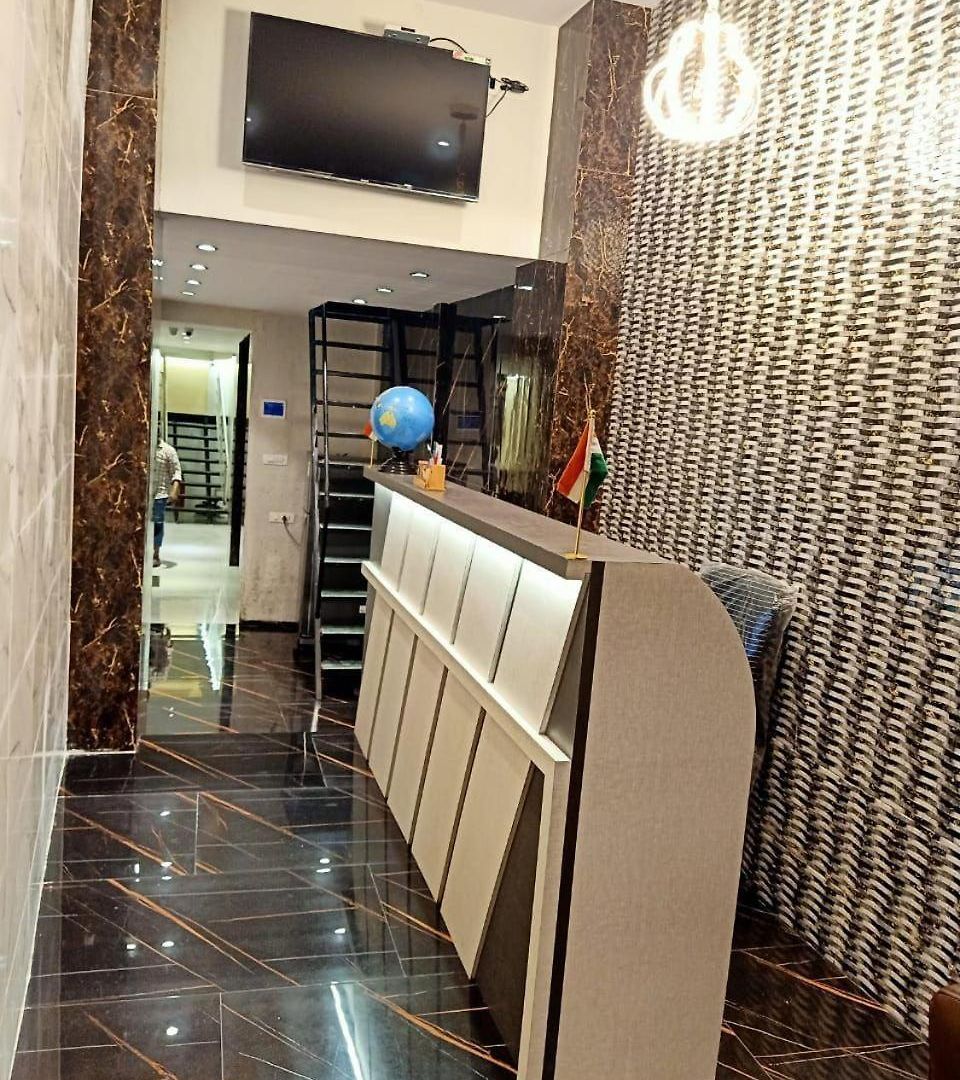 Hotel Glitz Powai - Nr Iit