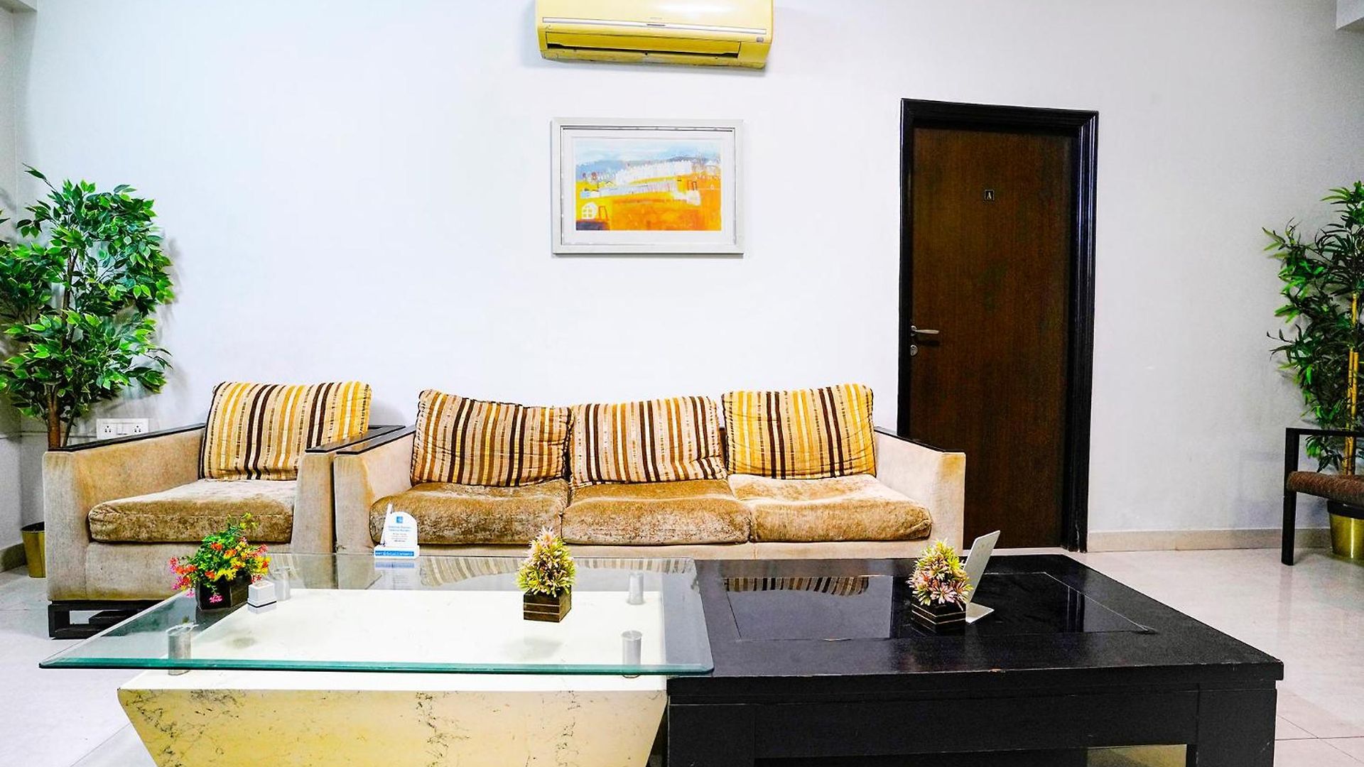 Hotel Fabhotel Corporate Bandra Mumbai