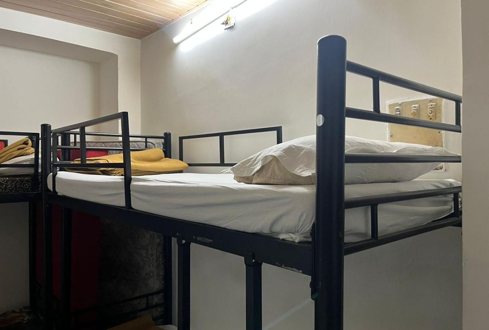 Solo Hostel