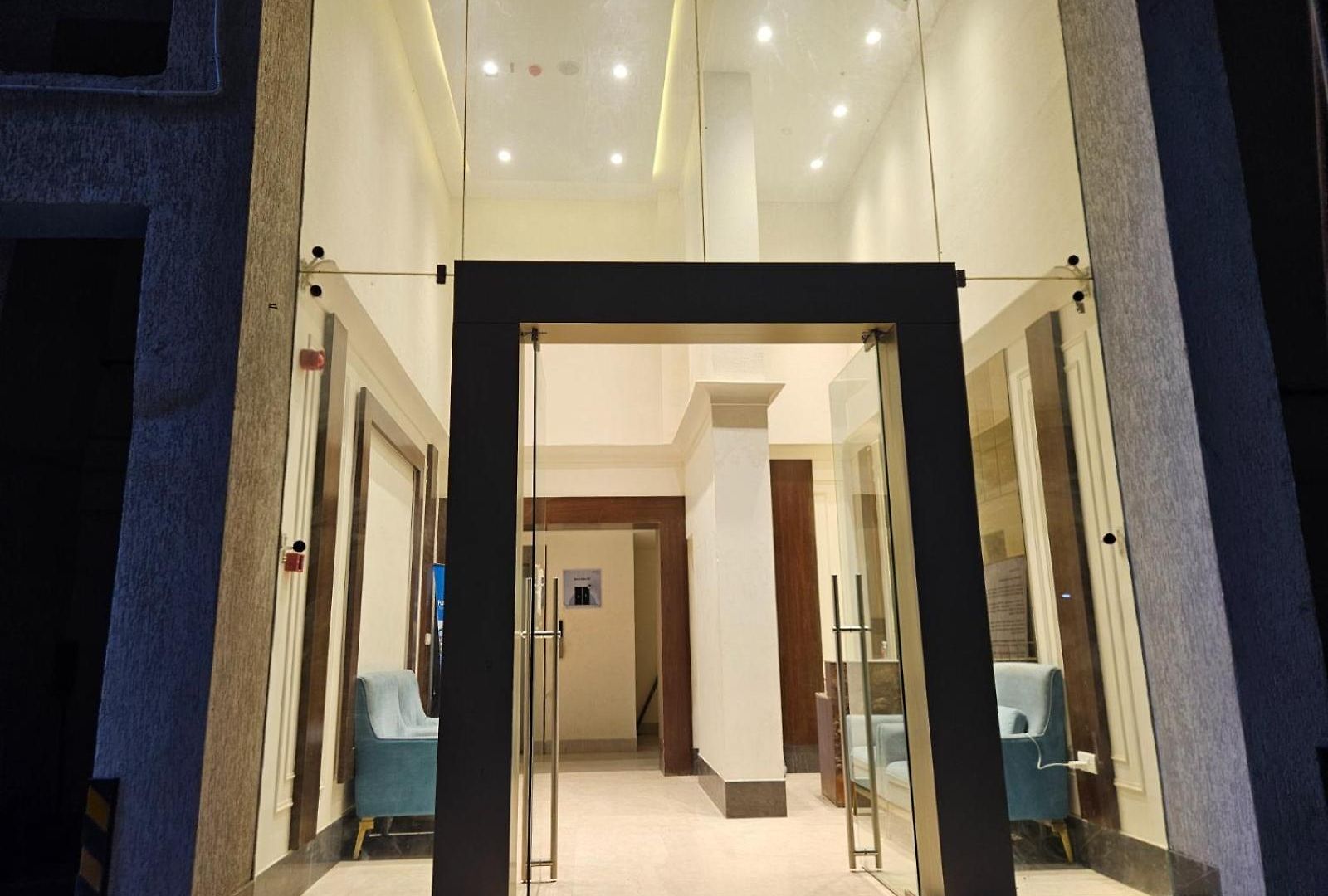 Pinaki Comfort Malad