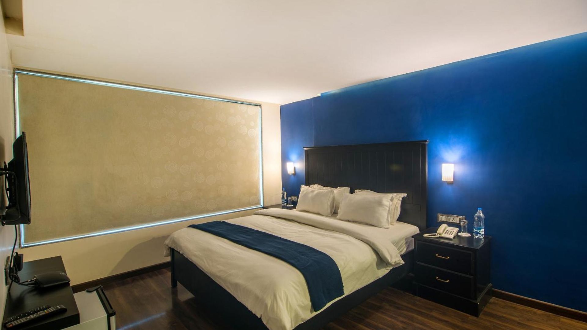 The V Sadan Bed & Breakfast 4*