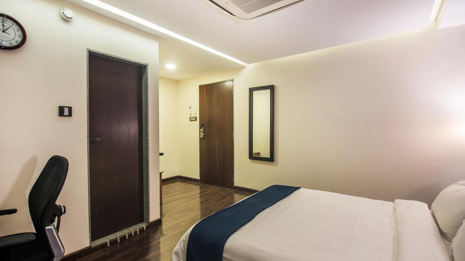 The V Sadan 4*