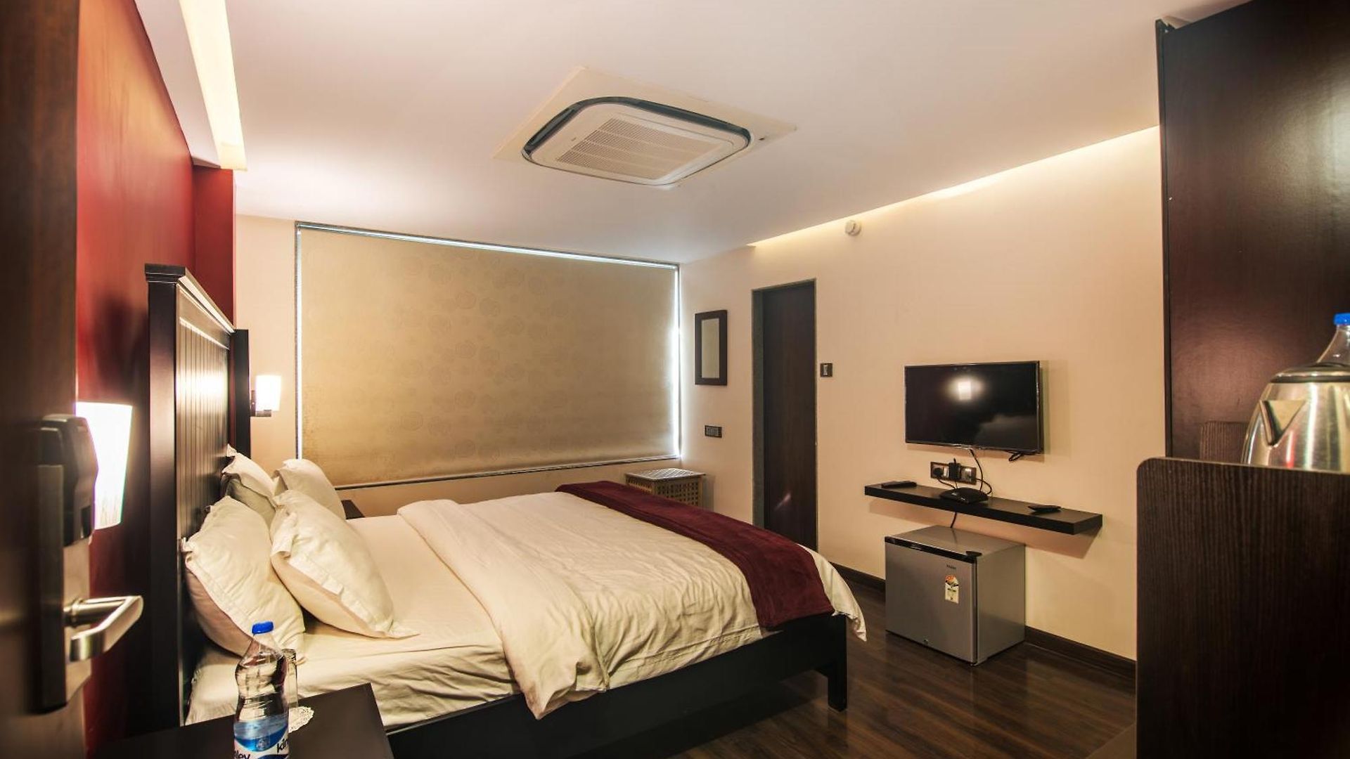 The V Sadan Bed & Breakfast 4*