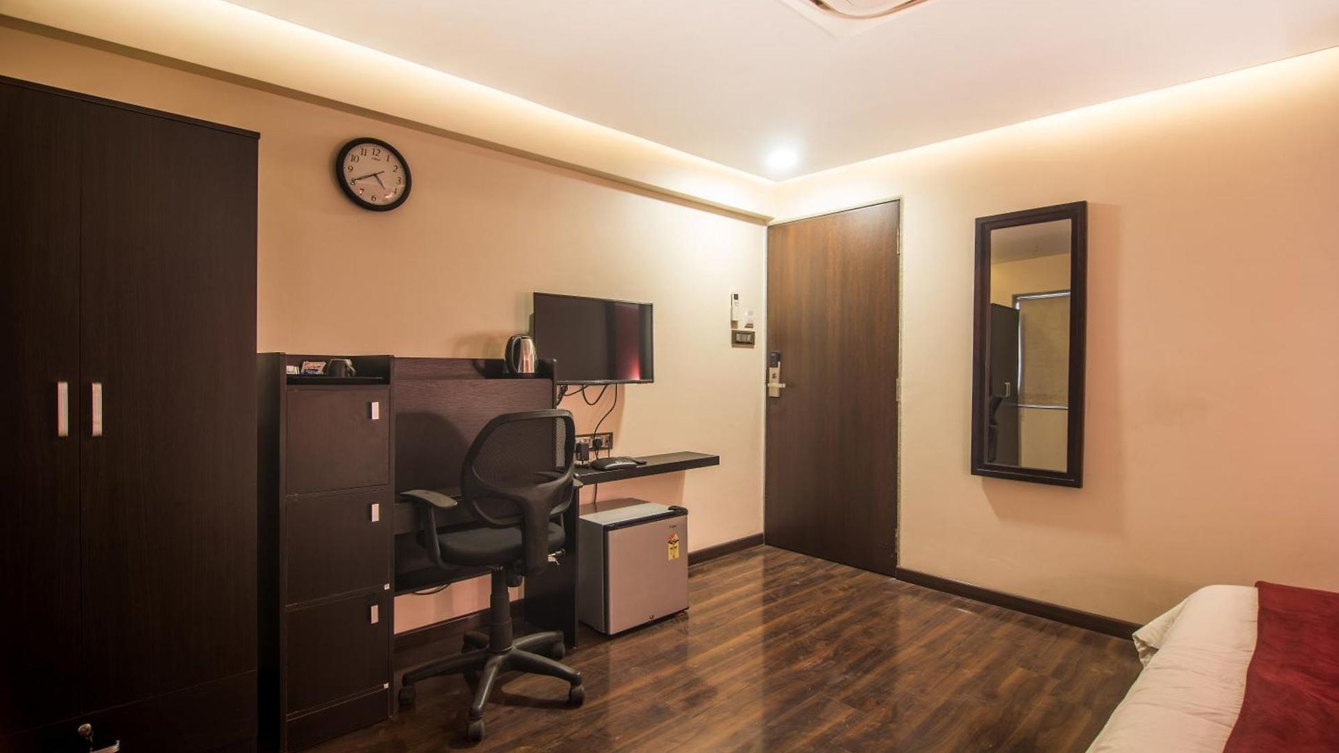 Bed & Breakfast The V Sadan Mumbai