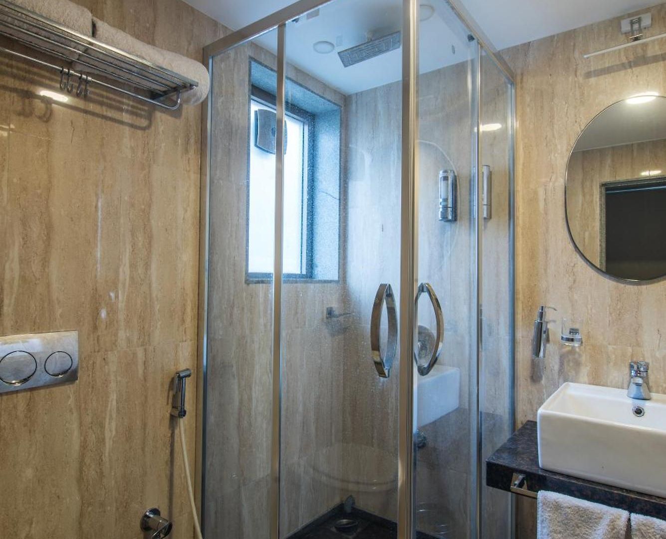 The V Sadan Bed & Breakfast