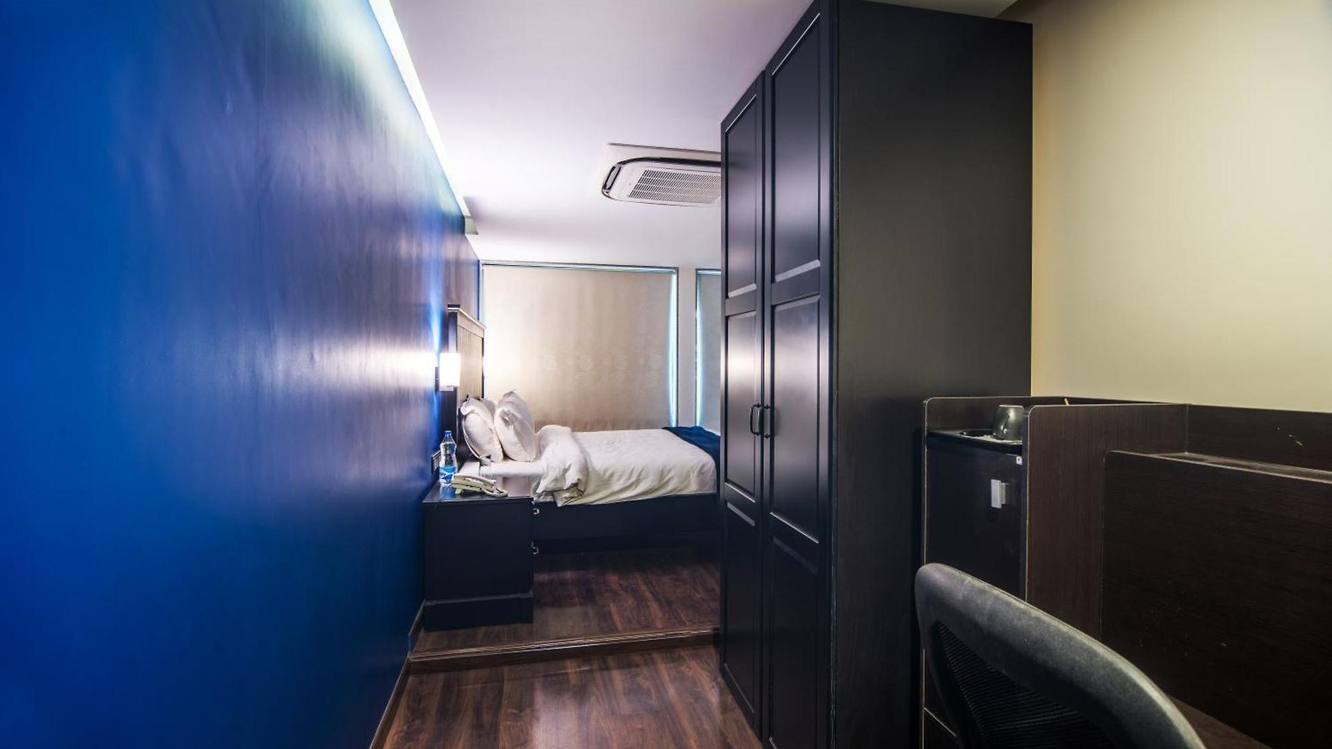 The V Sadan Bed & Breakfast Mumbai