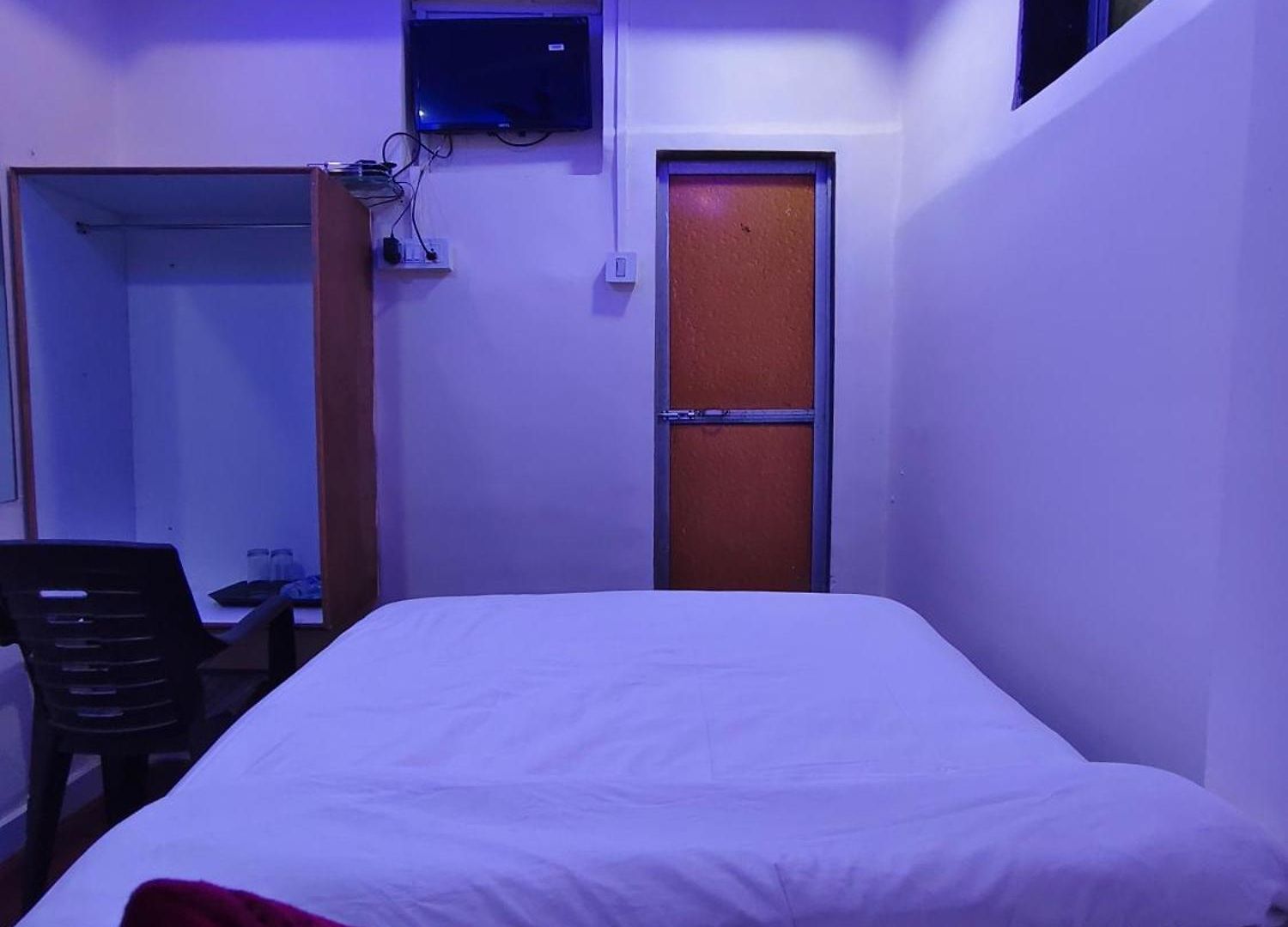 K D Palace Nx 3*