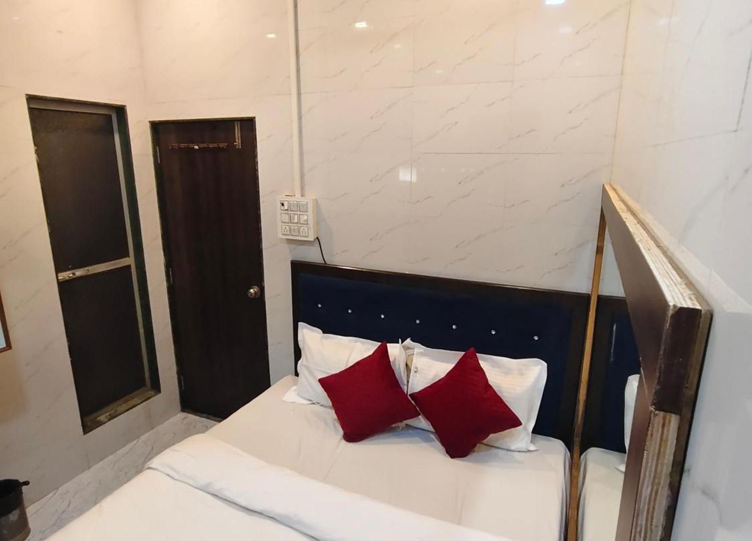 K D Palace Nx 3* Mumbai