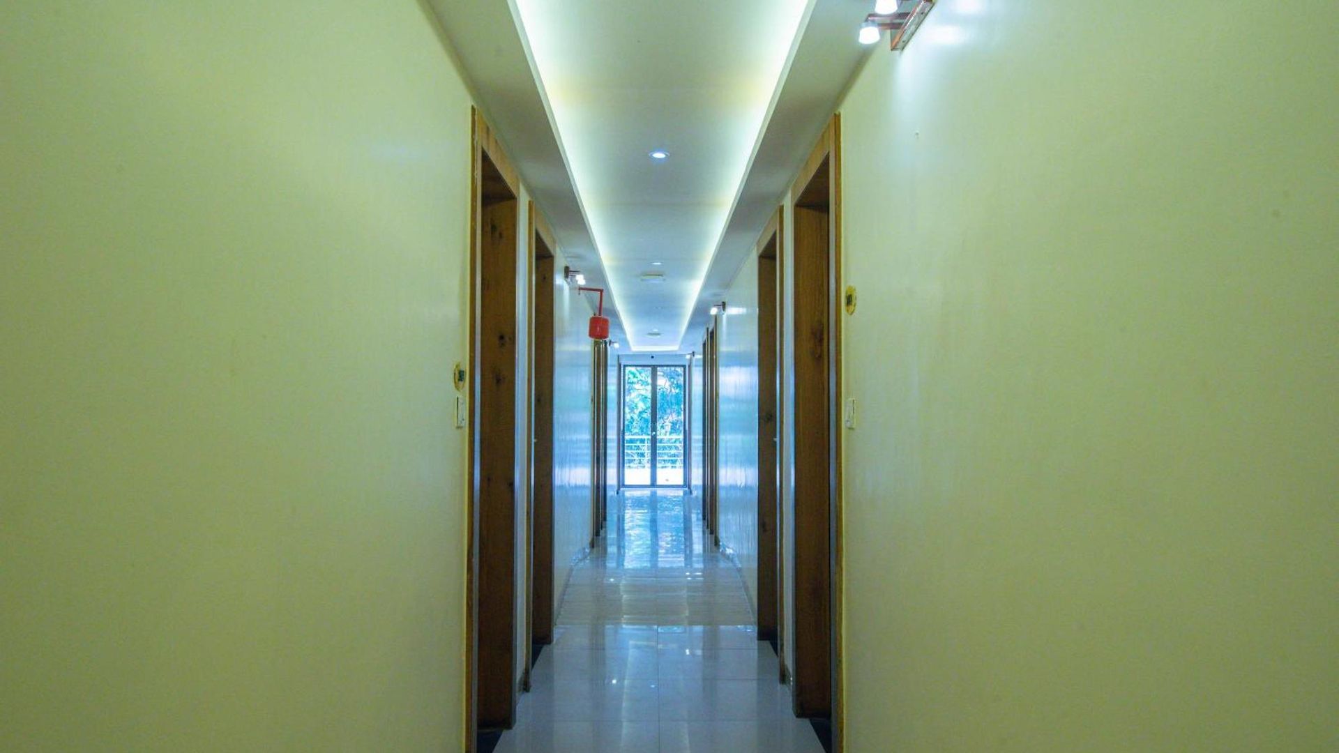 Treebo Anam International Hotel